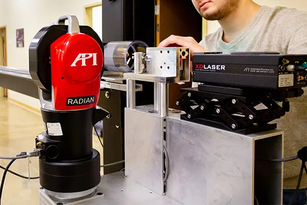 laser tracker calibration 600x400